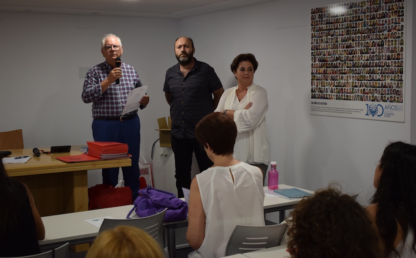 El Colegio de Almería acogió una conferencia sobre animales potencialmente peligrosos