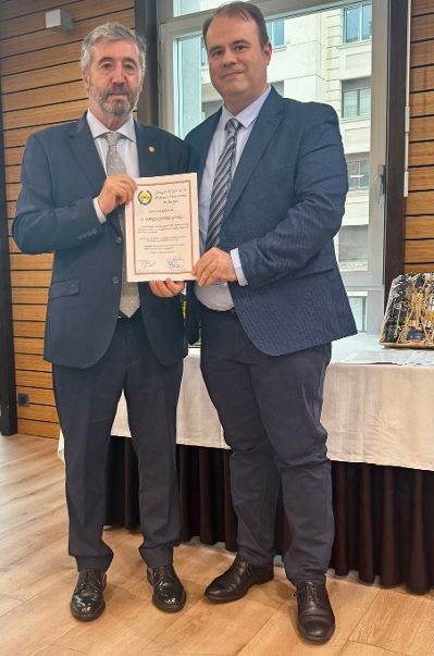 Diego Conde recibe el VIII Premio Nacional F&eacute;lix P&eacute;rez y P&eacute;rez por su investigaci&oacute;n sobre la historia de la profesi&oacute;n veterinaria