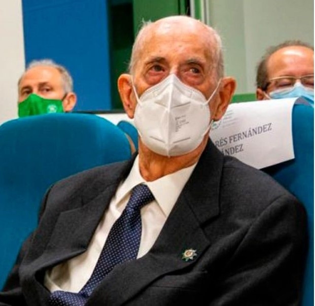  Fallece a los 106 a&ntilde;os Juan Andr&eacute;s Fern&aacute;ndez, presidente de honor del Colegio de C&aacute;ceres