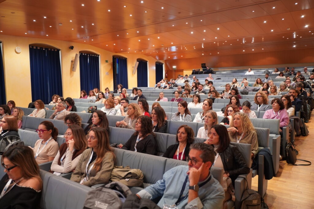 Cádiz alberga el XIX Congreso Andaluz de Veterinarios-Especialistas en Animales de Compañía con gran afluencia de asistentes