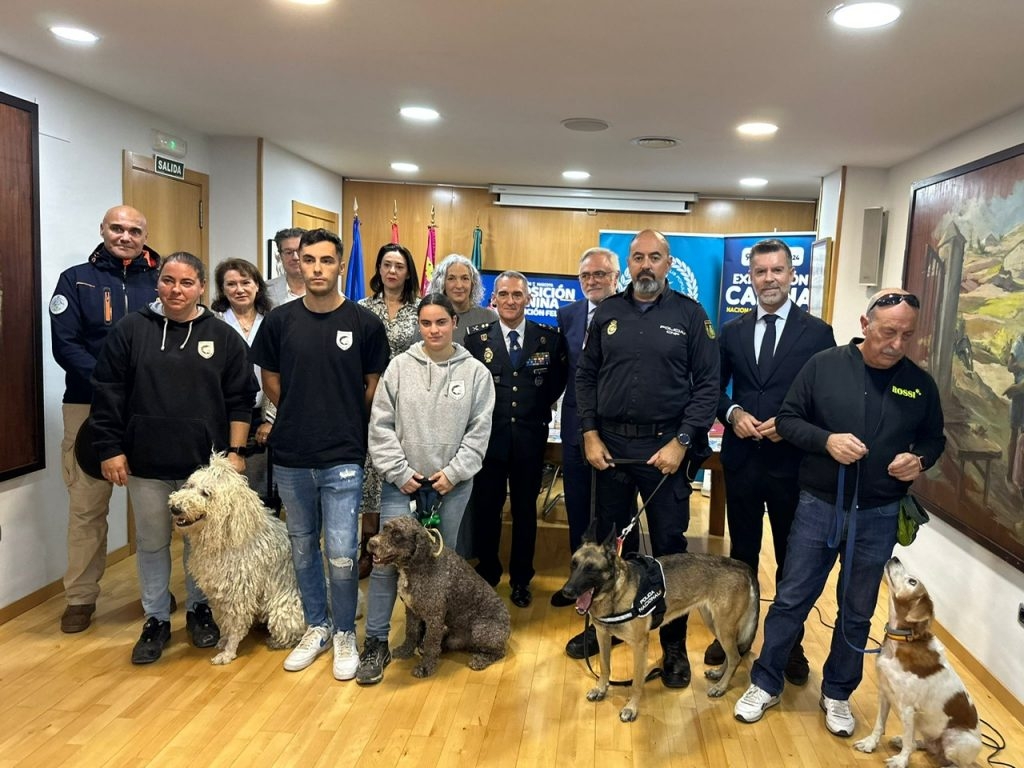 El Colegio de Veterinarios de Murcia respaldó una nueva edición de la Exposición Canina de Torre Pacheco