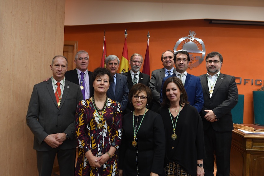Toma de posesión de la nueva Junta de Gobierno del Colegio de León