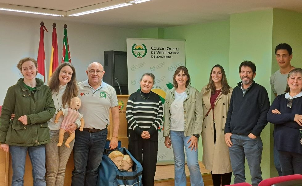Veterinarios de Zamora actualizan conocimientos en primeros auxilios y espectáculos taurinos