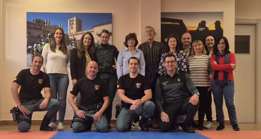 Veterinarios de Zamora participaron en una jornada sobre prevención de agresiones con el fin de reforzar su seguridad y protección